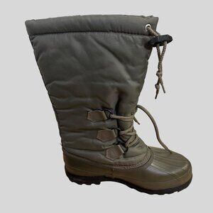 Sorel Women's Insulated Waterproof Winter Boots with Leg Warmers Size 8 Green
